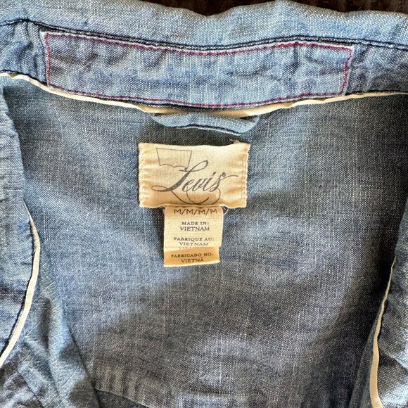 Classic Levis Button Up Shirt Dress Size Medium Chambray Denim Western - Picture 6 of 13